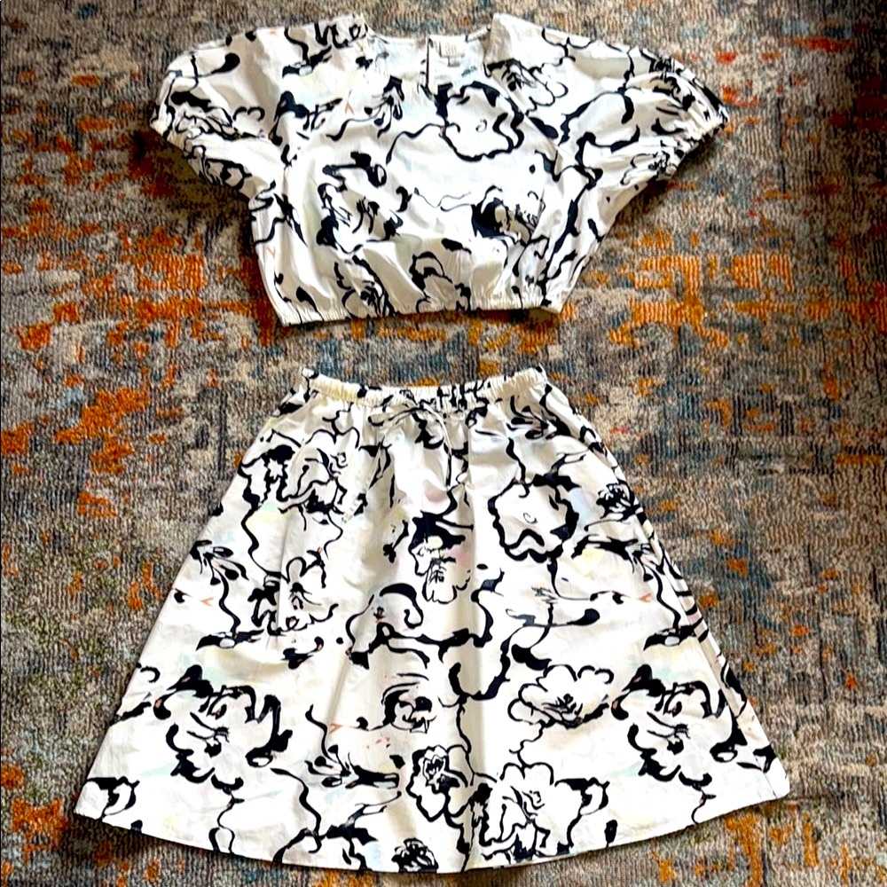 Floral Black and White 2 piece set